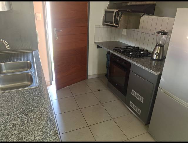 3 BEDROOM FREEHOLD FOR SALE IN ALBERTSDAL